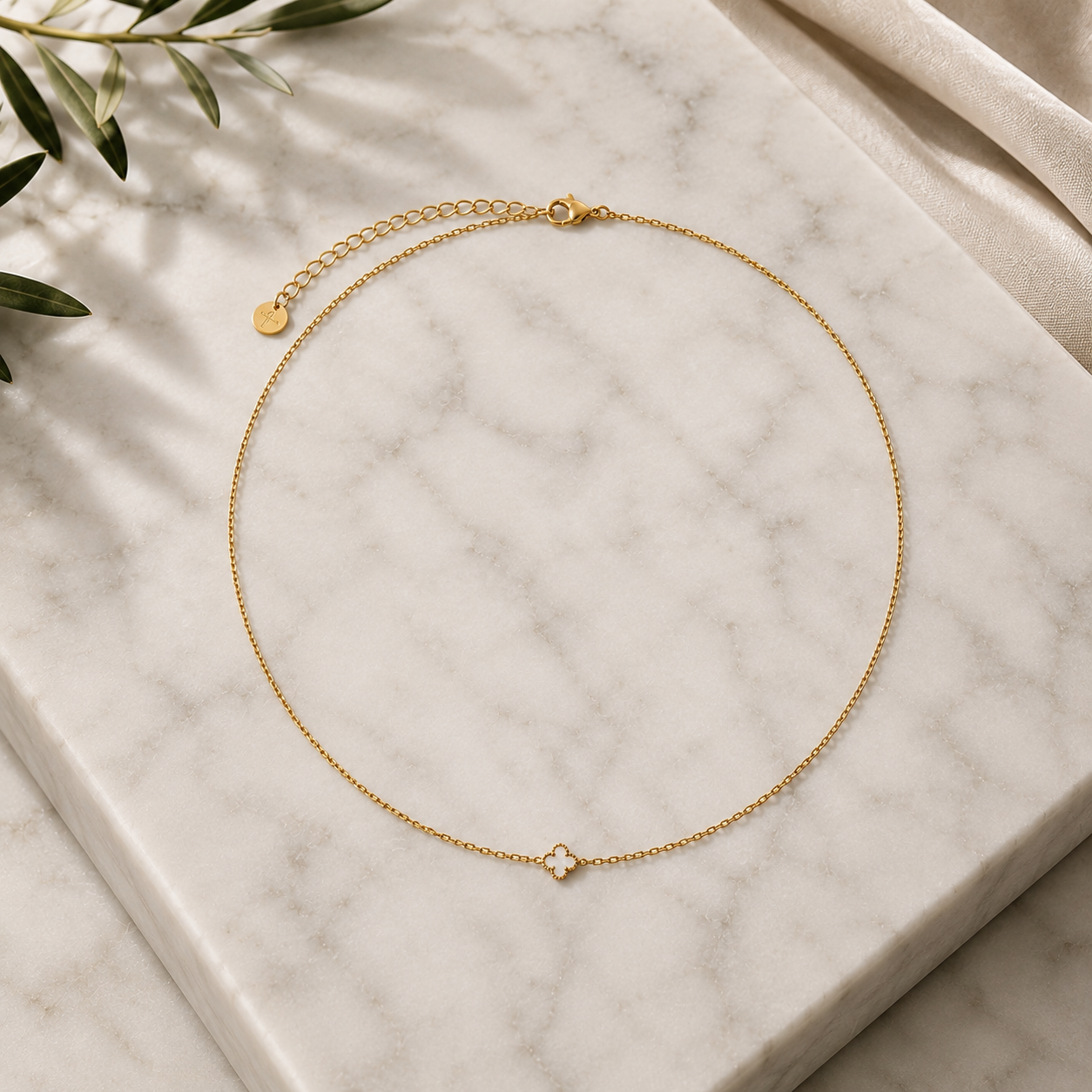 Elysian minimalist Clover Necklace – Gold & White