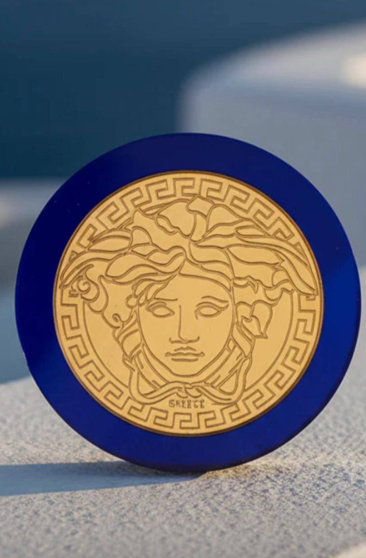 Medusa Standing Plexiglass