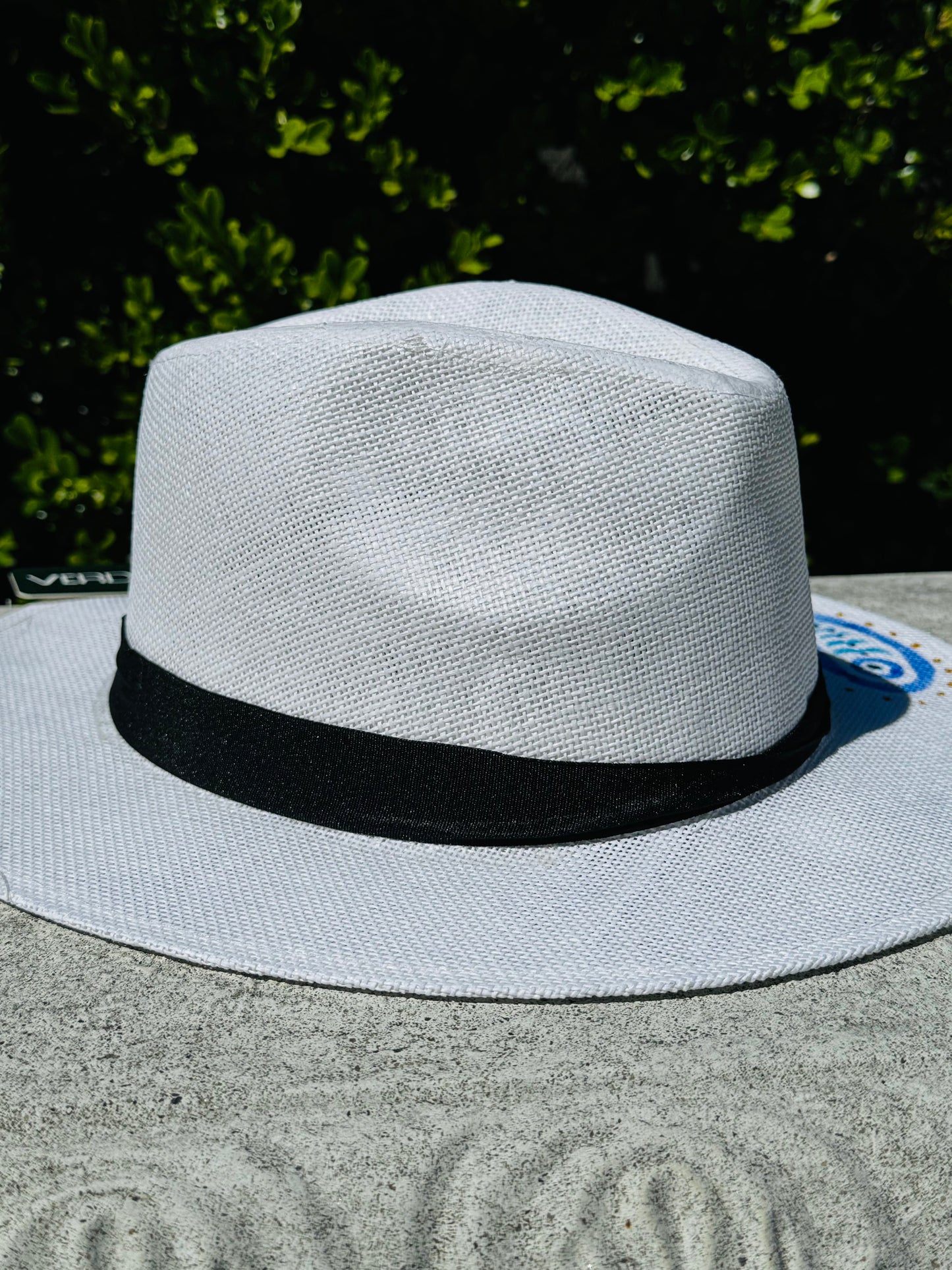 White mati (eye) hat