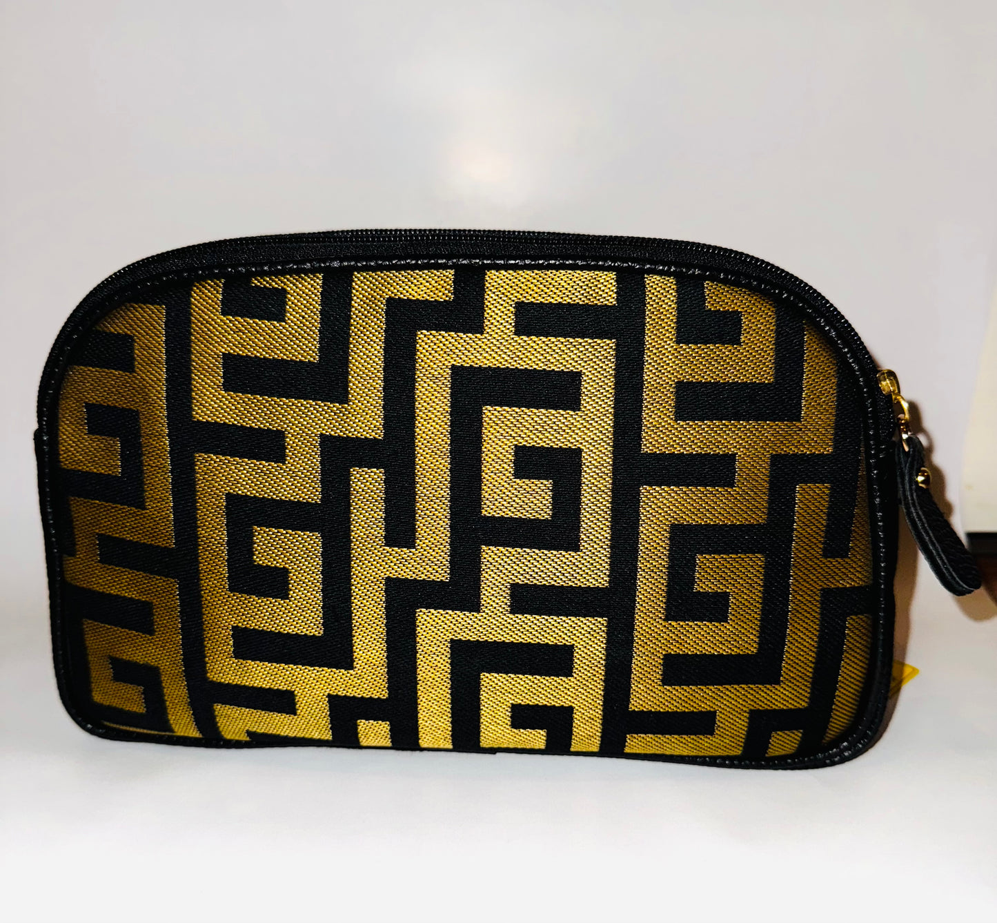 RARE FIND - Gold Opulence Ari Giorgio cross body /  Clutch bag Limited Edition
