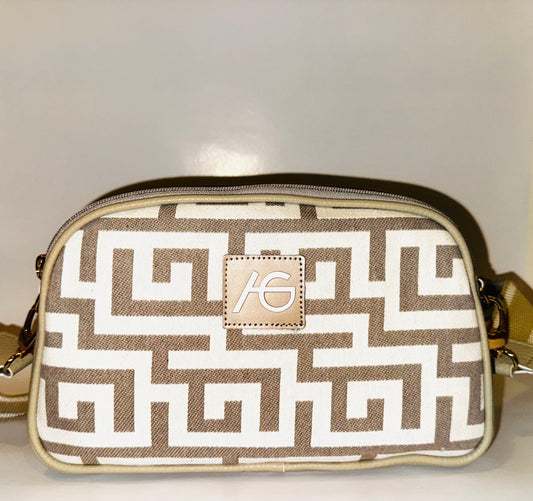 Beige Opulence Ari Giorgio Handbag / Clutch