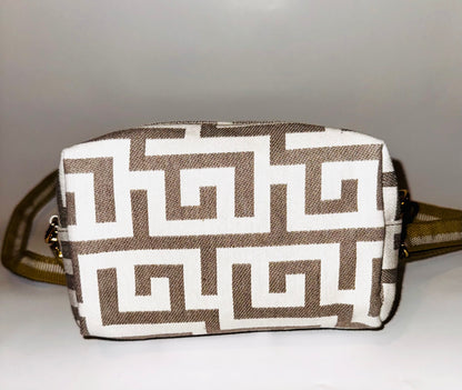 Myko Camera Bag Ari Giorgio Greek Key Beige Handbag