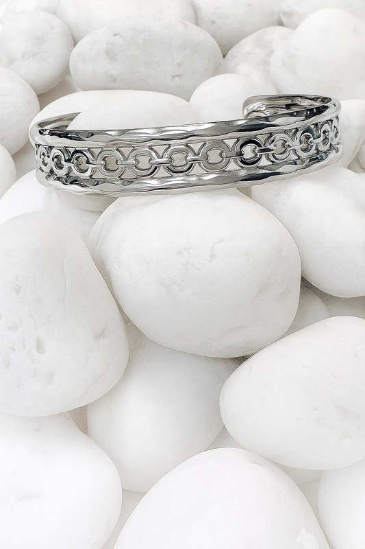 Evie wrist cuff